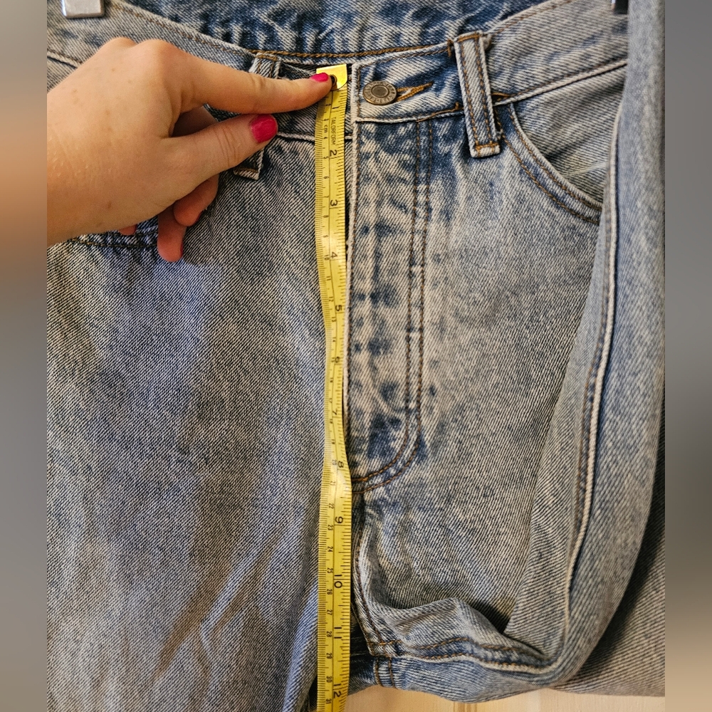 Classic High Rise Blue Jeans - Picture 9 of 12